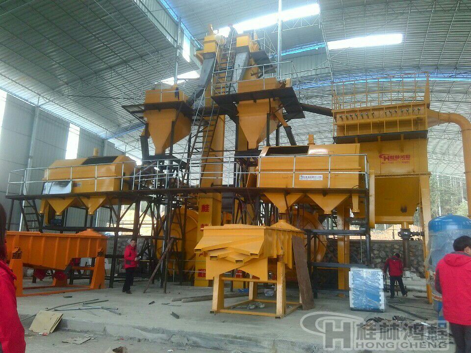 石英砂磨機(jī)，石英砂自磨機(jī)，磨粉機(jī)，制砂機(jī)