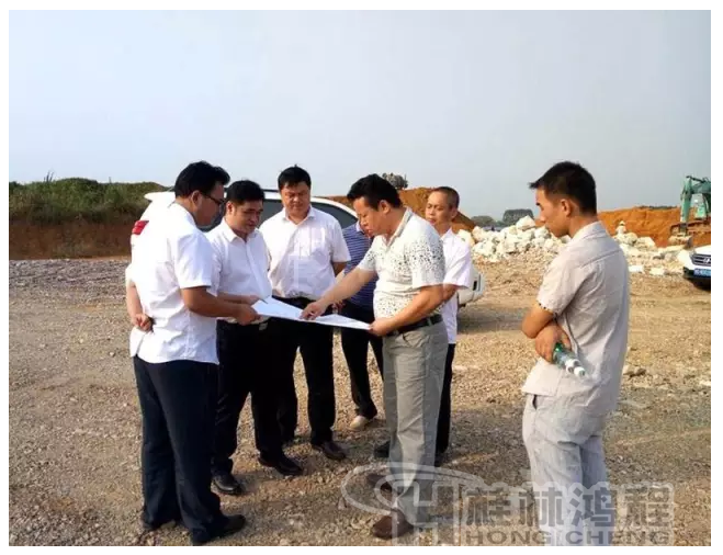 重鈣磨粉機，重鈣，HCH1395，超細環(huán)輥磨,武宣碳酸鈣