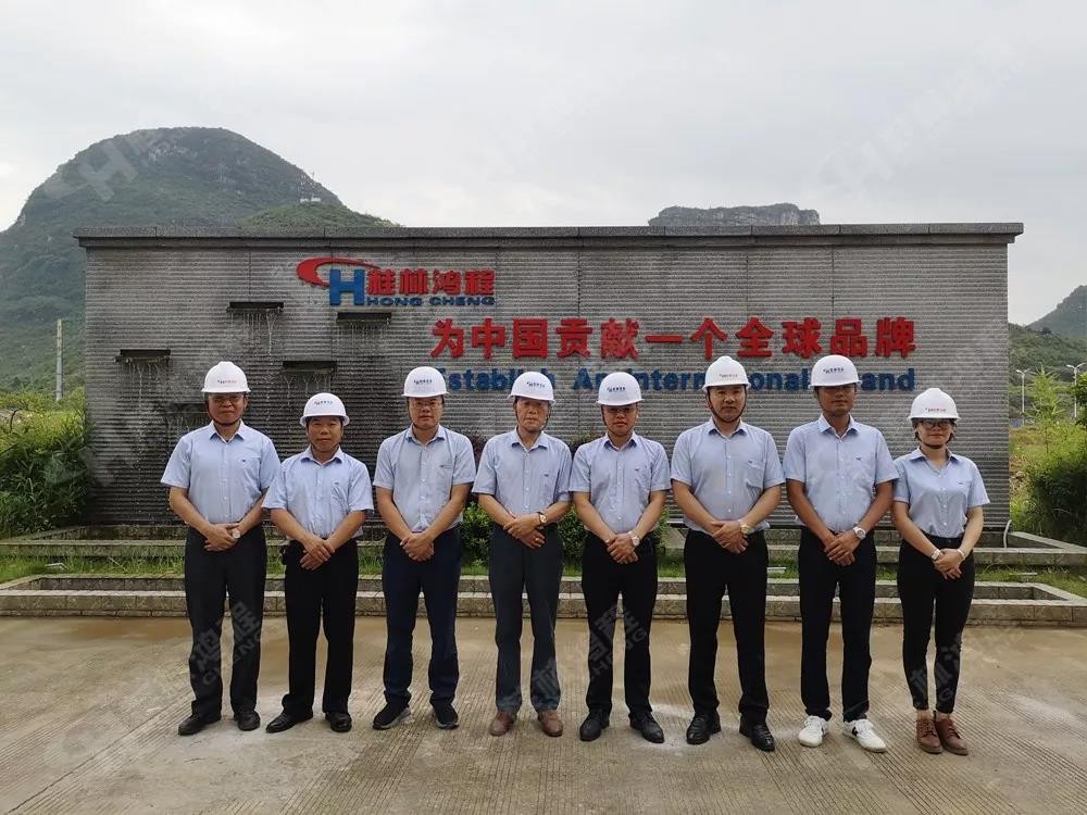 桂林鴻程機電設(shè)備有限公司廠區(qū)2#生產(chǎn)廠房開工大吉！