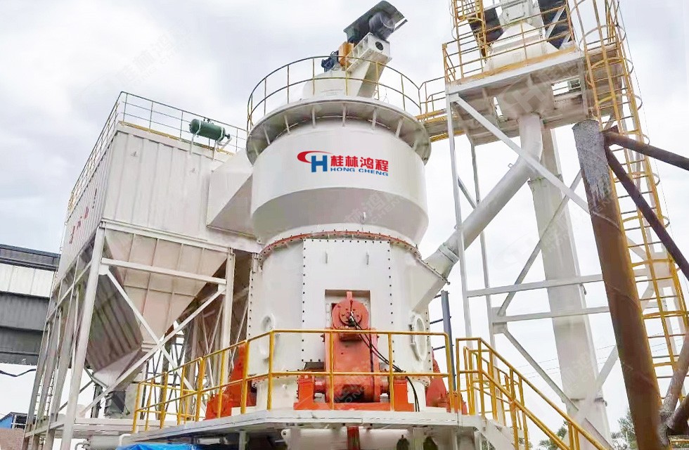 HLM2400山西煤矸石立磨設(shè)備 200目煤矸石立磨 產(chǎn)量方面桂林鴻程立磨與客戶(hù)簽訂保密協(xié)議 不能透露