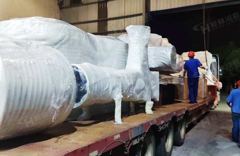 【發(fā)貨】海內(nèi)外訂單火爆，大批鴻程設(shè)備奔赴全球！