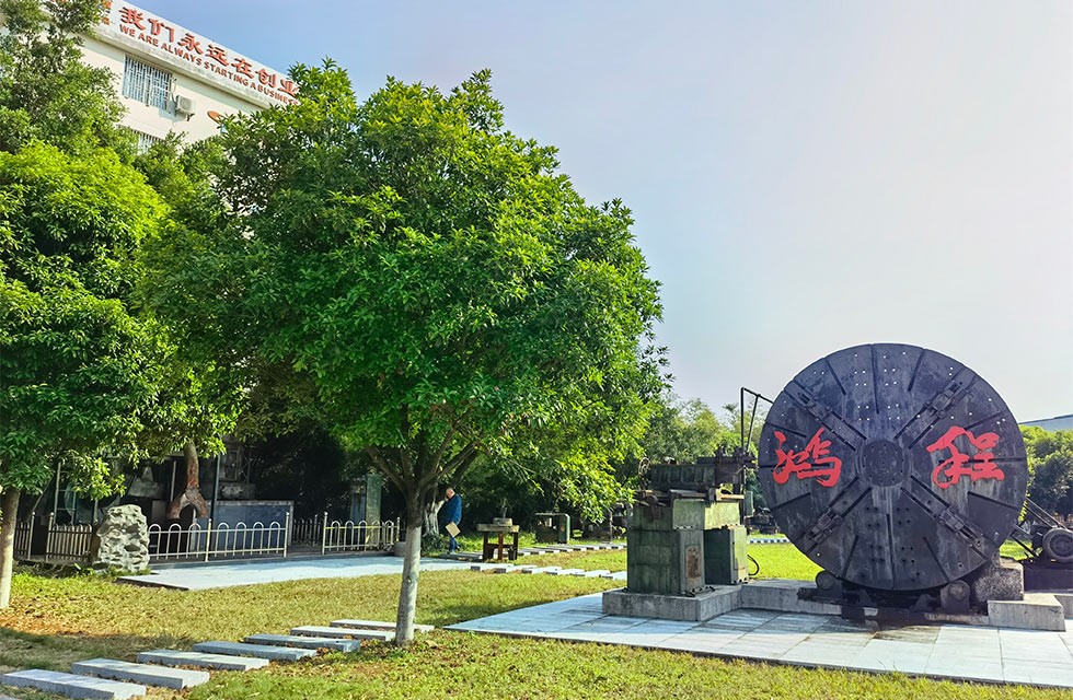 桂林磨粉機(jī)公司 桂林磨粉機(jī)公司